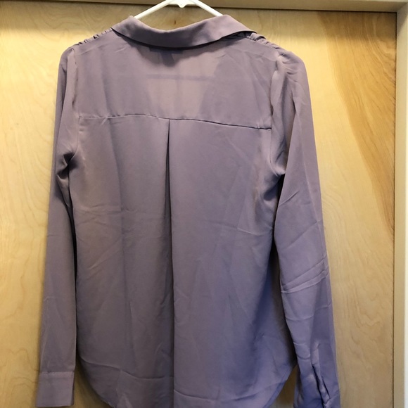 💕2 for $10💕Forever 21-🎉 Button Down Shirt - Picture 2 of 3